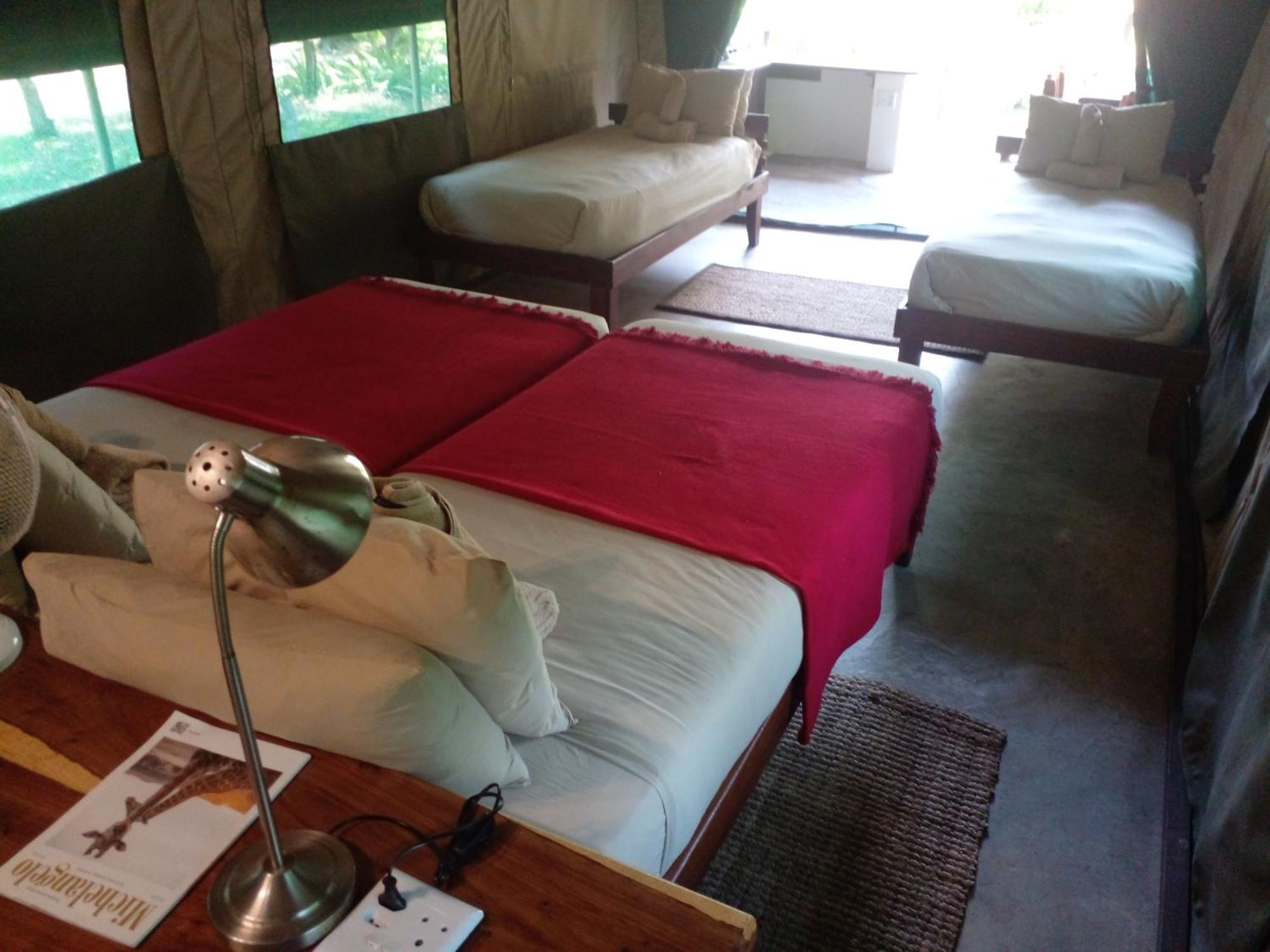Zambezi Mubala Camp Ξενοδοχείο Katima Mulilo Δωμάτιο φωτογραφία