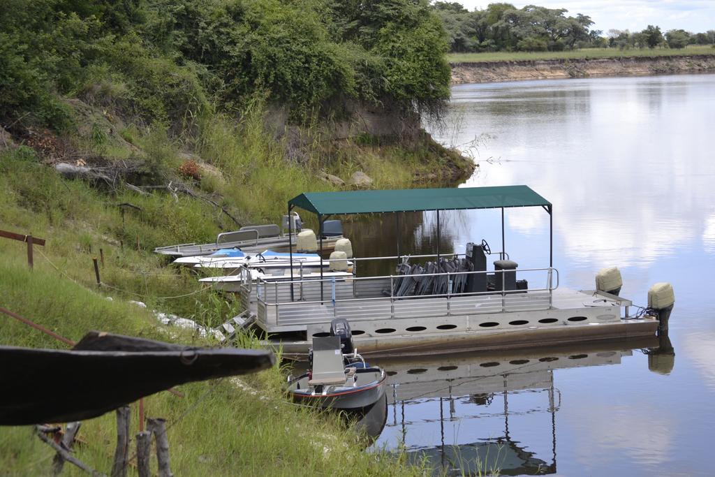 Zambezi Mubala Camp Ξενοδοχείο Katima Mulilo Εξωτερικό φωτογραφία